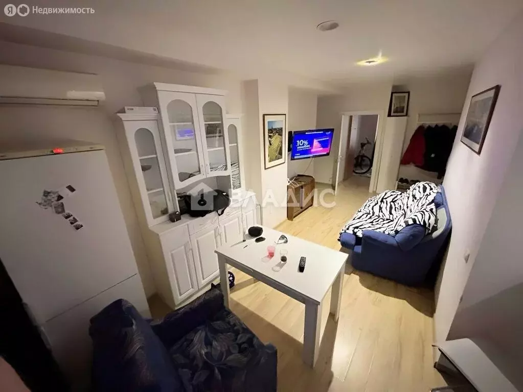 3-комнатная квартира: Москва, 1-й Неопалимовский переулок, 11/22 (61 ... - Фото 1