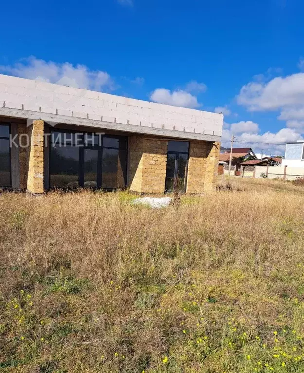 Дом в Крым, Черноморский район, Окуневское с/пос, Золотой Крым кп  ... - Фото 1