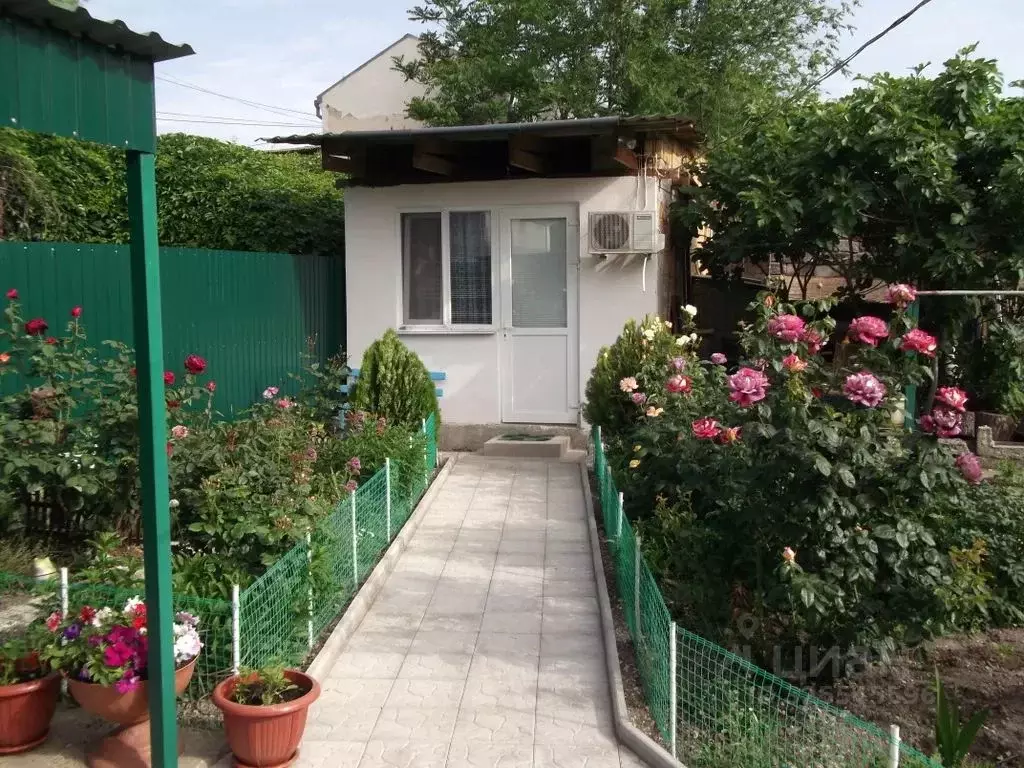 Комната Крым, Феодосия ул. Ялтинская, 22 - Фото 1