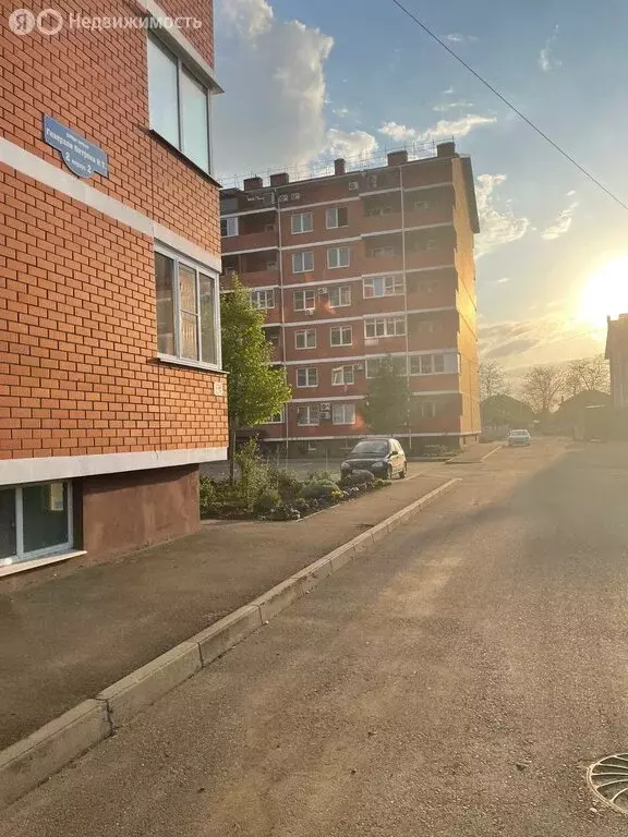 3-комнатная квартира: Краснодар, улица Генерала Петрова, 2/Алит1 (78 ... - Фото 0