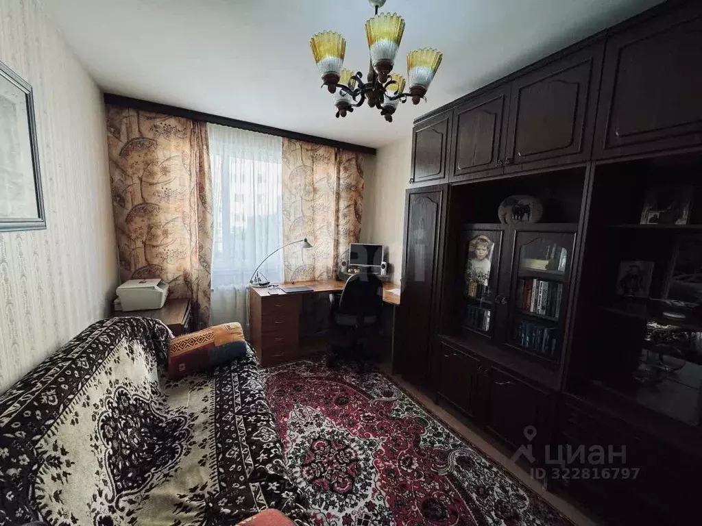 4-к кв. Ямало-Ненецкий АО, Салехард ул. Манчинского, 23 (102.0 м) - Фото 1