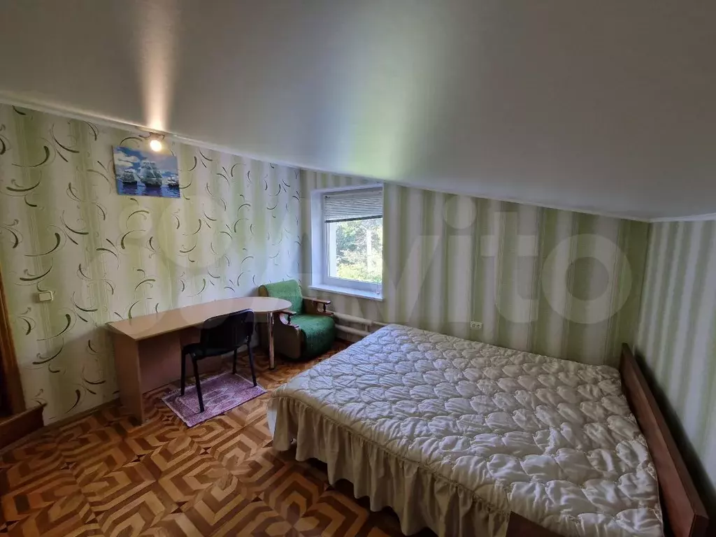 Комната 17 м в 3-к., 2/2 эт. - Фото 1