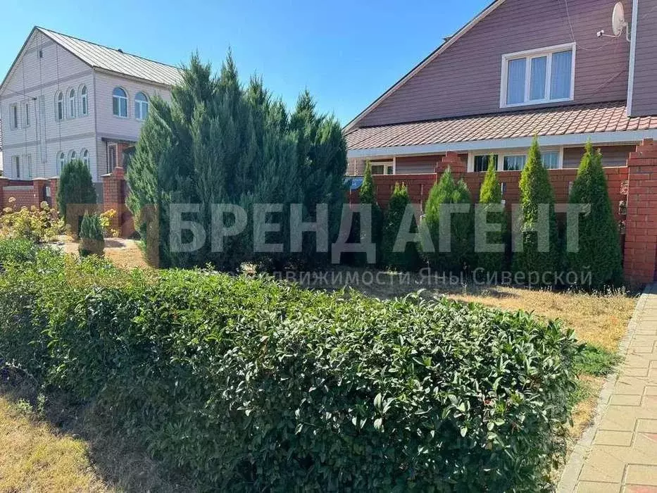 Дом в Белгородская область, Строитель Яковлевский городской округ, ... - Фото 1