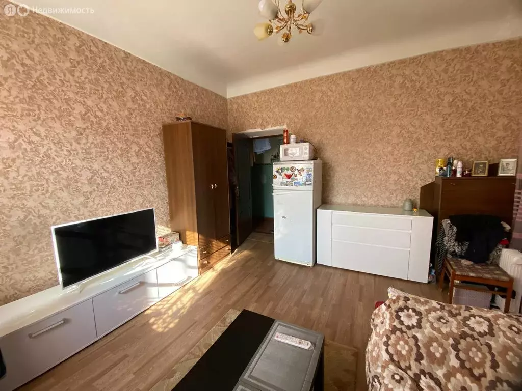 1к в 3-комнатной квартире (17 м) - Фото 1