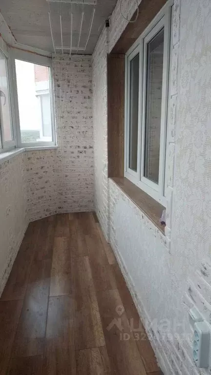 Студия Брянская область, Брянск ул. Комарова, 49 (27.0 м) - Фото 1