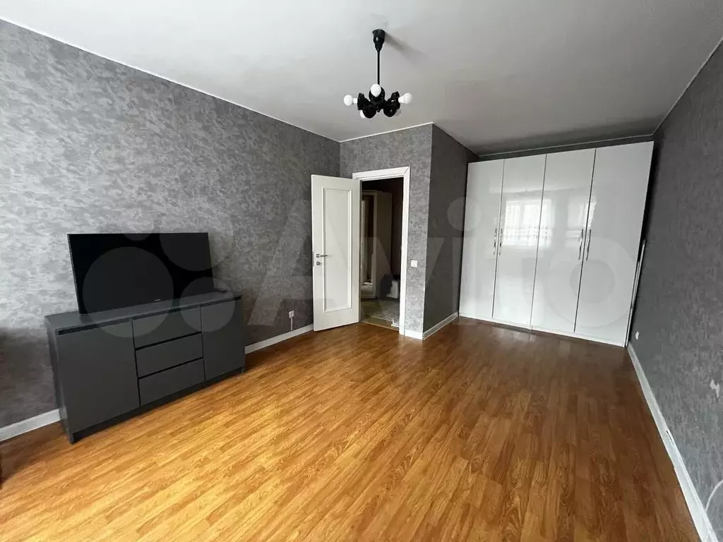 1-к. квартира, 40 м, 7/12 эт. - Фото 0