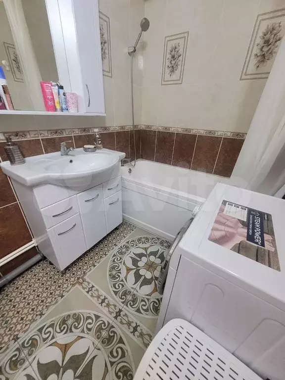 1-к. квартира, 40 м, 10/10 эт. - Фото 0