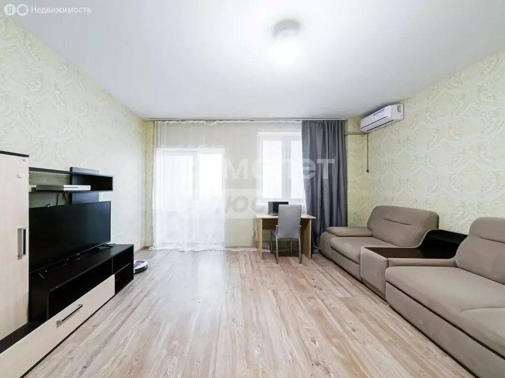 2-комнатная квартира: Екатеринбург, улица Лукиных, 20 (66.8 м) - Фото 1