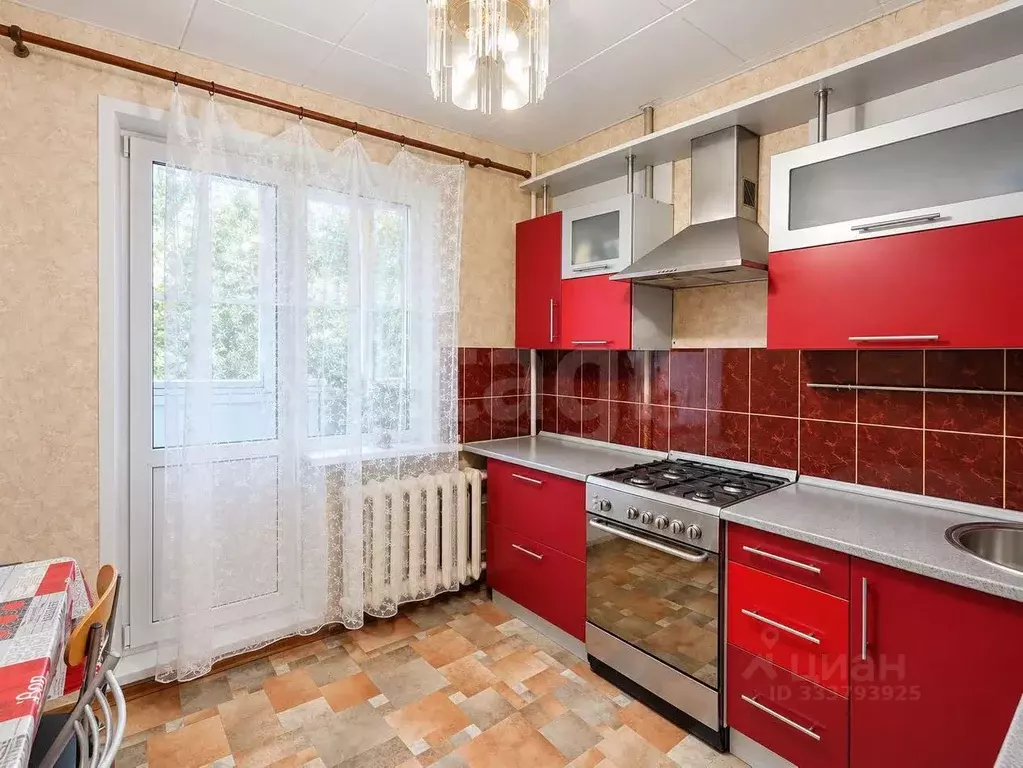 2-к кв. Псковская область, Псков Юбилейная ул., 51 (53.2 м) - Фото 1