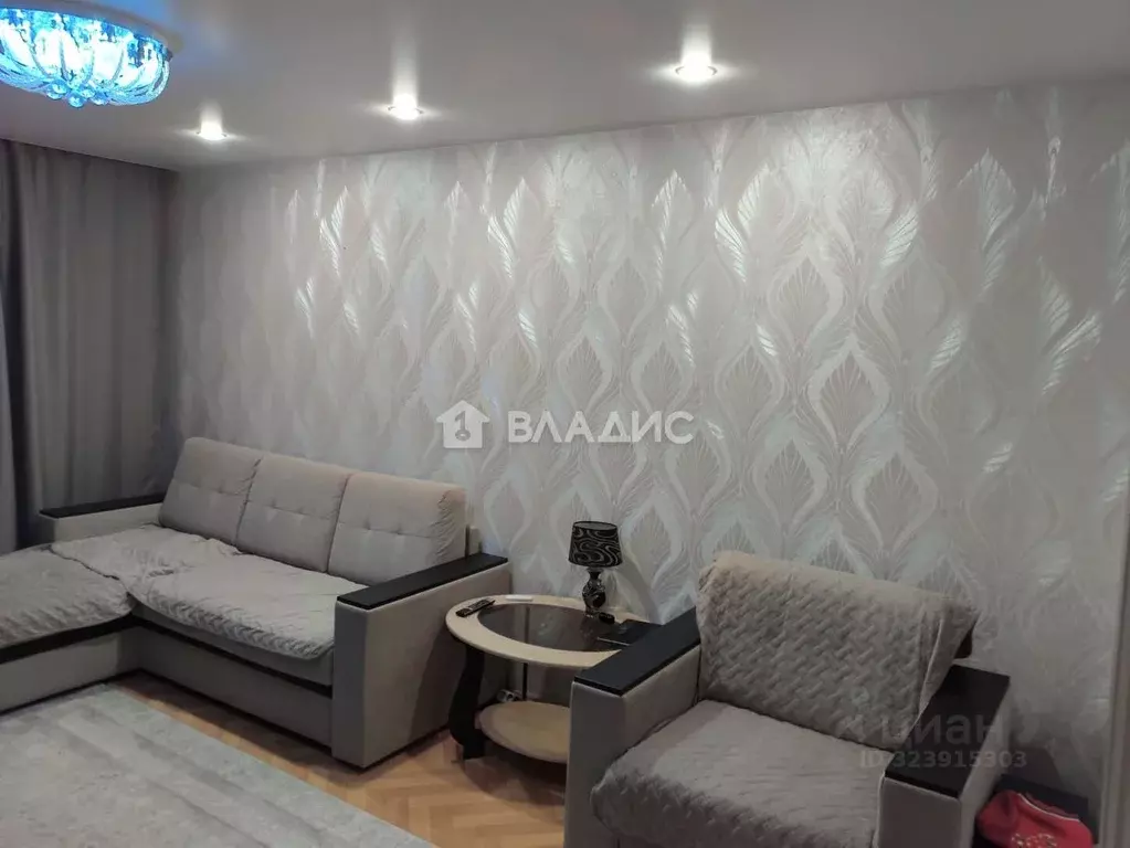 3-к кв. Владимирская область, Кольчугино ул. Веденеева, 3 (65.4 м) - Фото 2