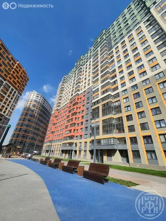 Квартира-студия: деревня Новосаратовка, улица Первых, 2к1 (24.45 м) - Фото 1