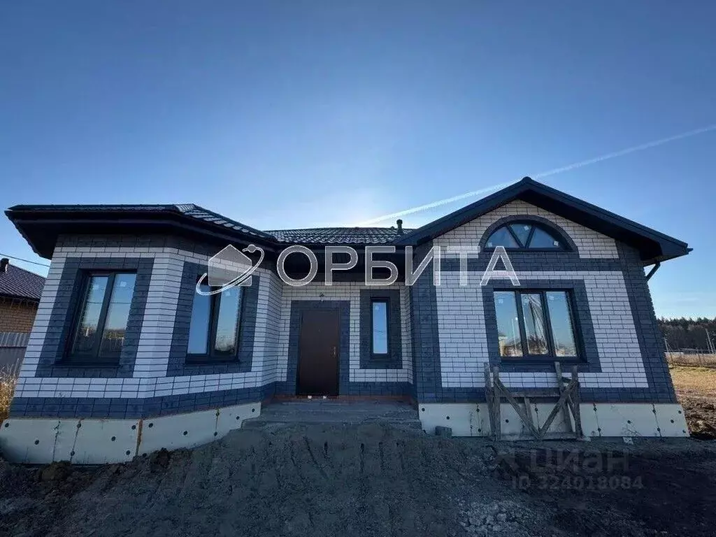 Дом в Тюменская область, Тюменский муниципальный округ, д. Падерина ... - Фото 1