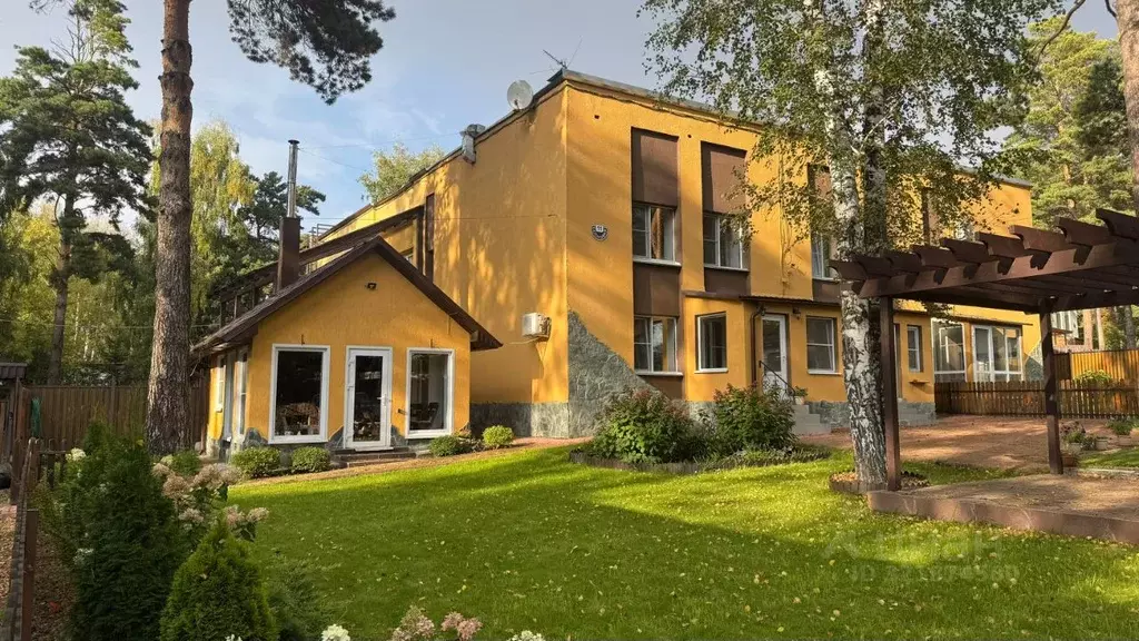 Таунхаус в Кемеровская область, Кемеровский район, с. Елыкаево ул. ... - Фото 1