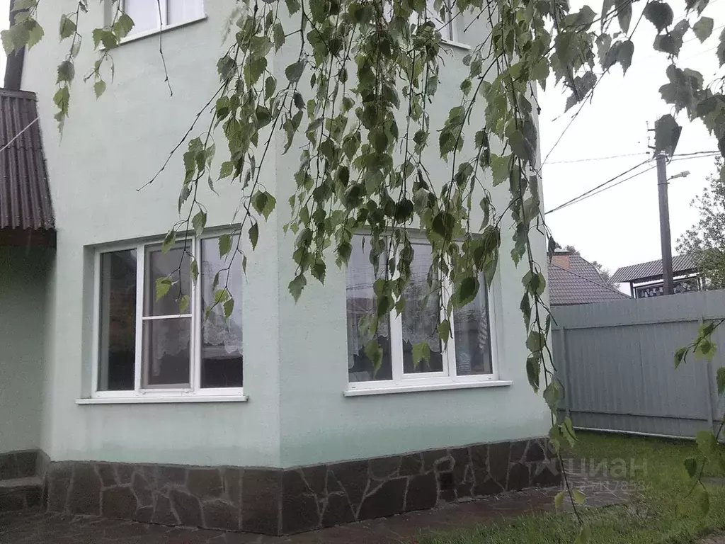 Дом в Московская область, Наро-Фоминский городской округ, д. Алабино  ... - Фото 1