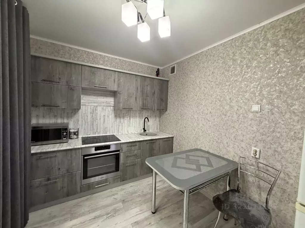 1-к кв. Татарстан, Казань ул. Александра Курынова, 10к2 (37.0 м) - Фото 0