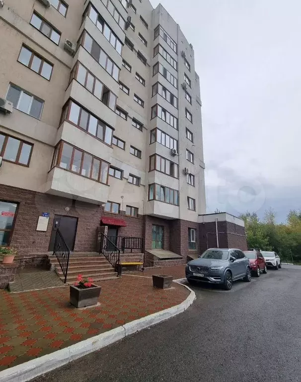 2-к. квартира, 60 м, 4/9 эт. - Фото 1