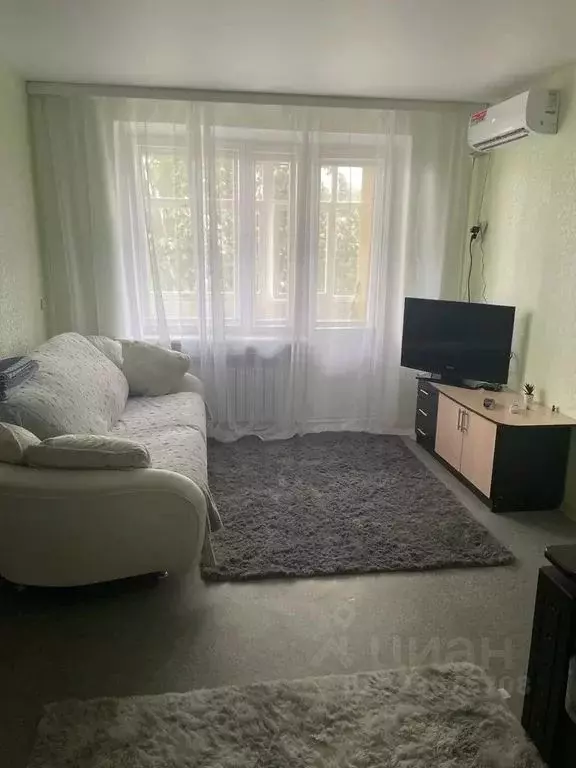 1-к кв. Ростовская область, Таганрог Октябрьская ул., 18-1 (35.0 м) - Фото 1