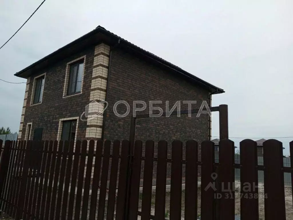 Дом в Тюменская область, Тюменский район, д. Ушакова бул. Центральный ... - Фото 0
