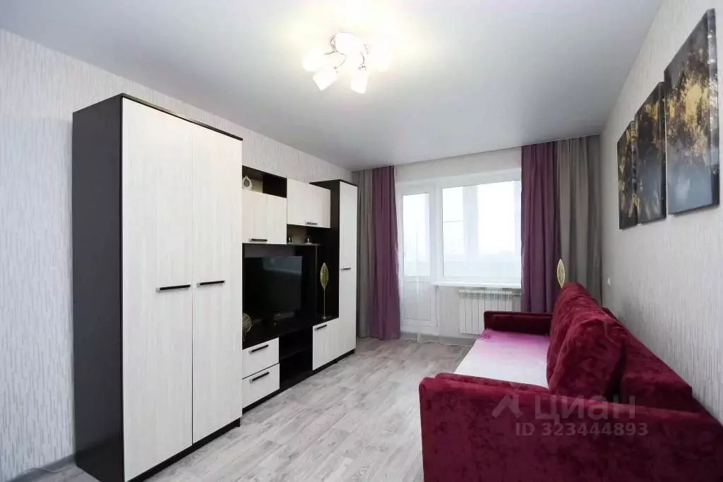 1-к кв. Омская область, Омск ул. Дмитриева, 3 (39.0 м) - Фото 2