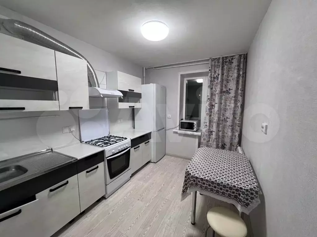 2-к. квартира, 48,3 м, 1/9 эт. - Фото 0