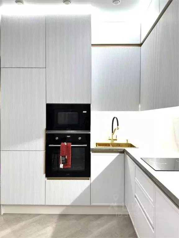 3-к кв. Омская область, Омск ул. А.Н. Кабанова, 2 (71.5 м) - Фото 2