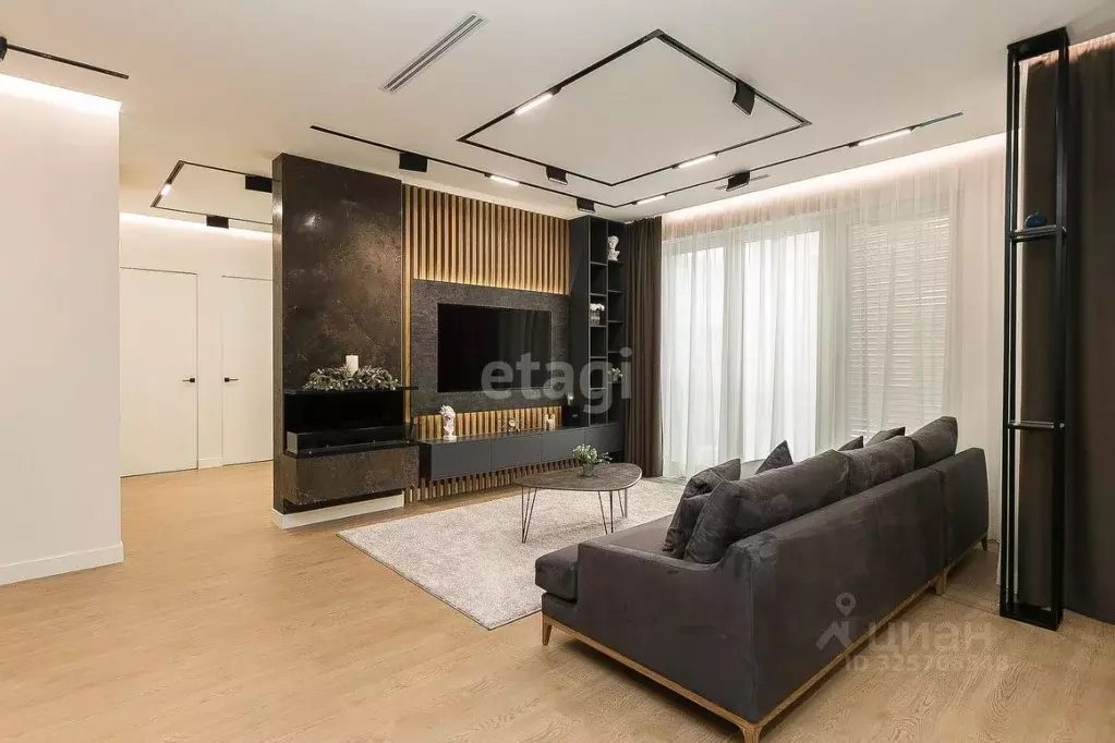 3-к кв. Тюменская область, Тюмень Первомайская ул., 1А (144.0 м) - Фото 1