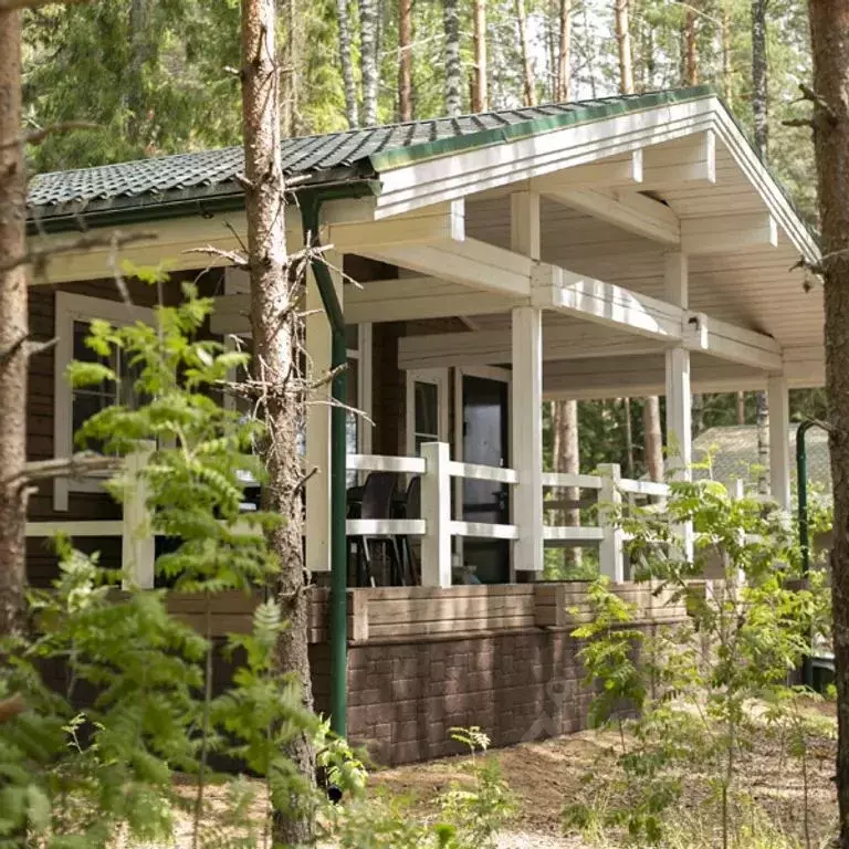 Дом в Новгородская область, Демянский муниципальный округ, д. Шарапиха ... - Фото 0