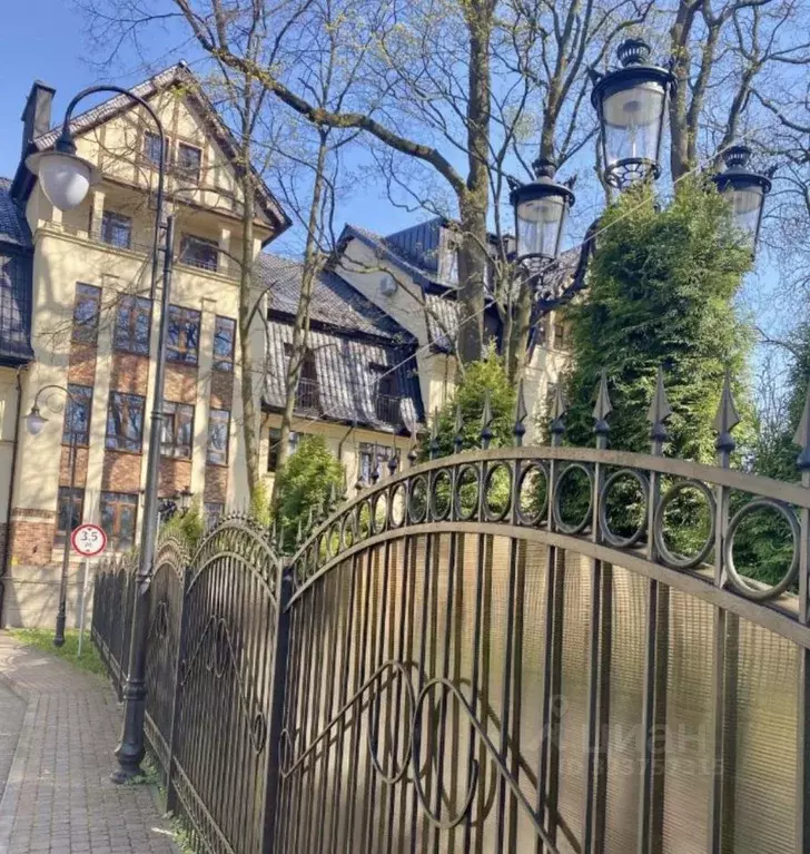 3-к кв. Калининградская область, Калининград ул. Каштановая Аллея, 42 ... - Фото 0