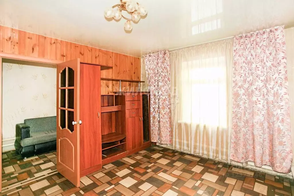 Дом в Алтайский край, Барнаул ул. Гущина (49 м) - Фото 1