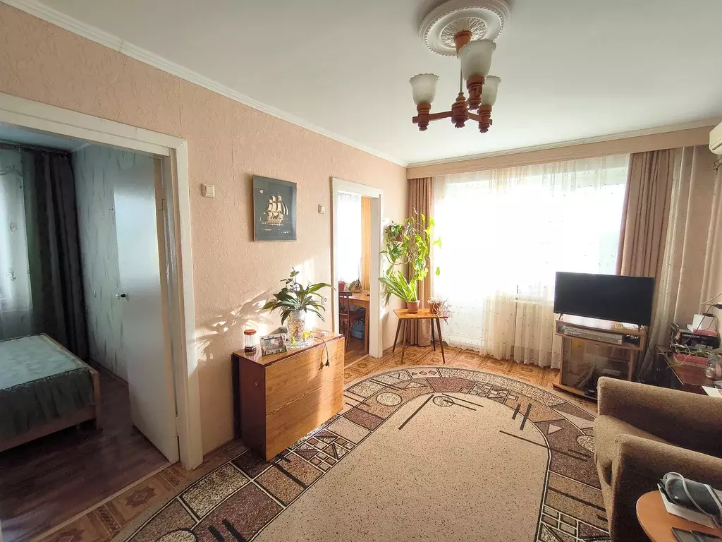 Продаётся 4-к квартира, 60.2 м - Фото 0