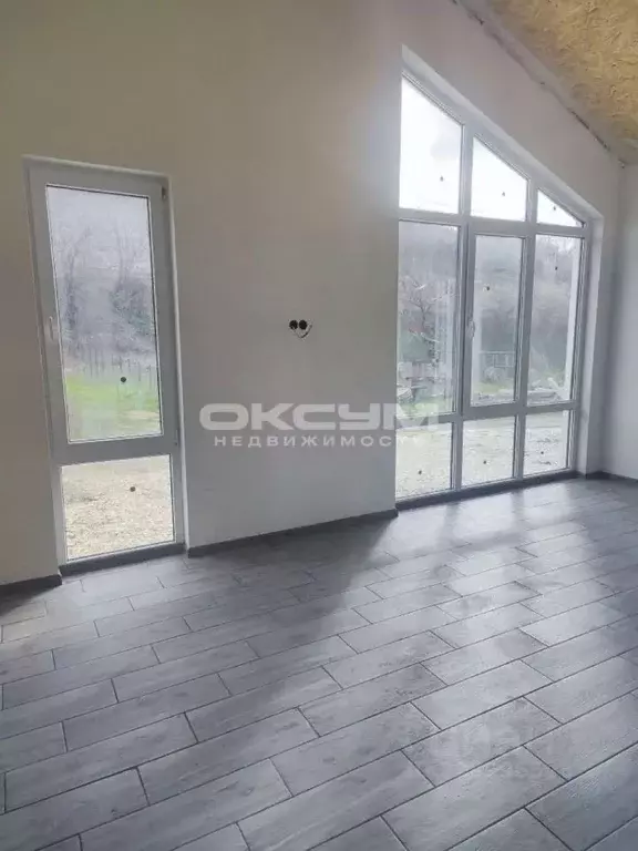 Дом в Краснодарский край, Тихорецкий район, Юго-Северное с/пос, Флора ... - Фото 1