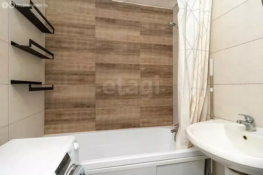 1-комнатная квартира: Тюмень, улица Муравленко, 35 (32.8 м) - Фото 1