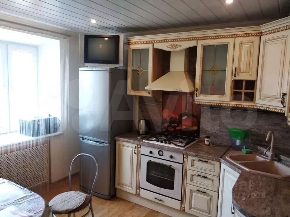 3-к кв. Омская область, Омск ул. Масленникова, 66 (72.0 м) - Фото 1