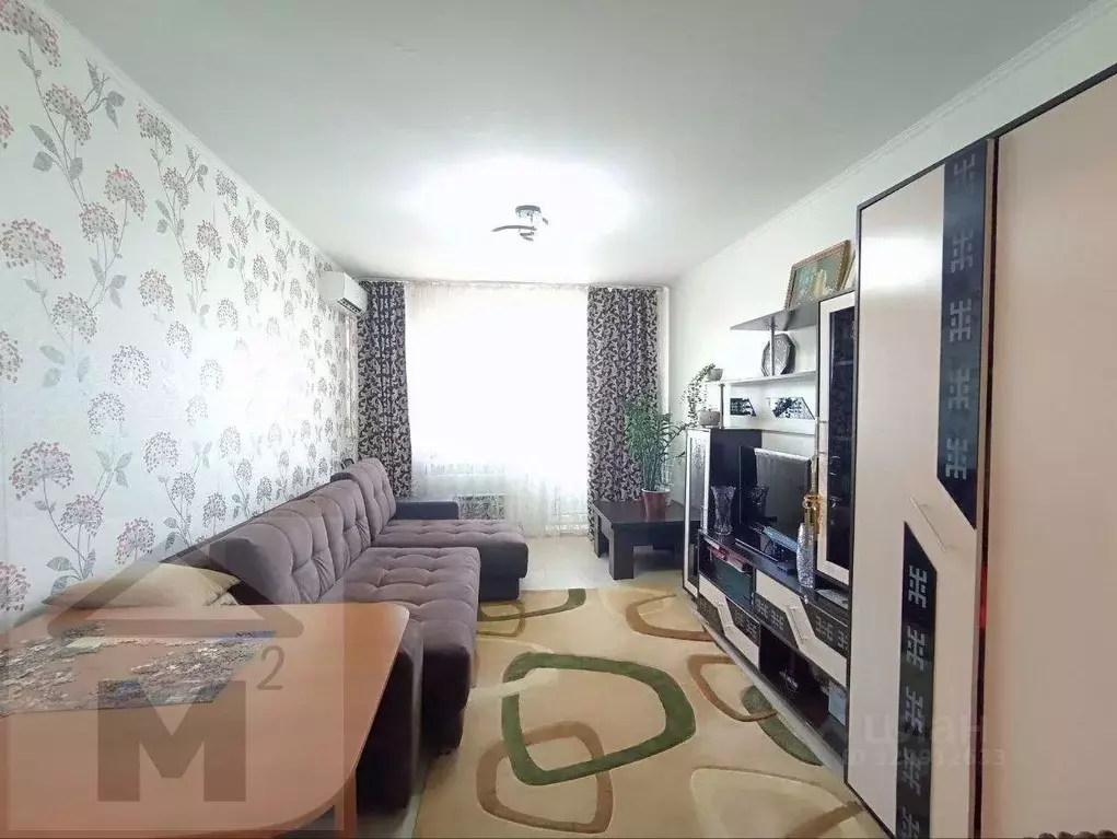 2-к кв. Хакасия, Абакан Торговая ул., 20 (44.8 м) - Фото 0