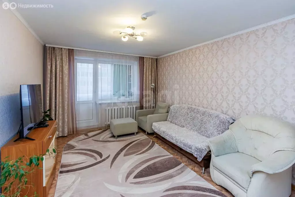 2-комнатная квартира: Тюмень, улица Мира, 57 (65 м) - Фото 2