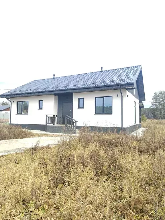 Дом в Свердловская область, Сысертский муниципальный округ, деревня ... - Фото 1