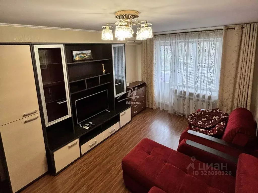 2-к кв. Крым, Феодосия ул. Караимская, 4 (47.0 м) - Фото 1