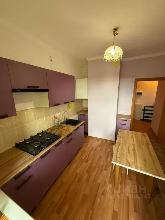 1-к кв. Псковская область, Великие Луки Холмская ул., 18 (34.8 м) - Фото 1