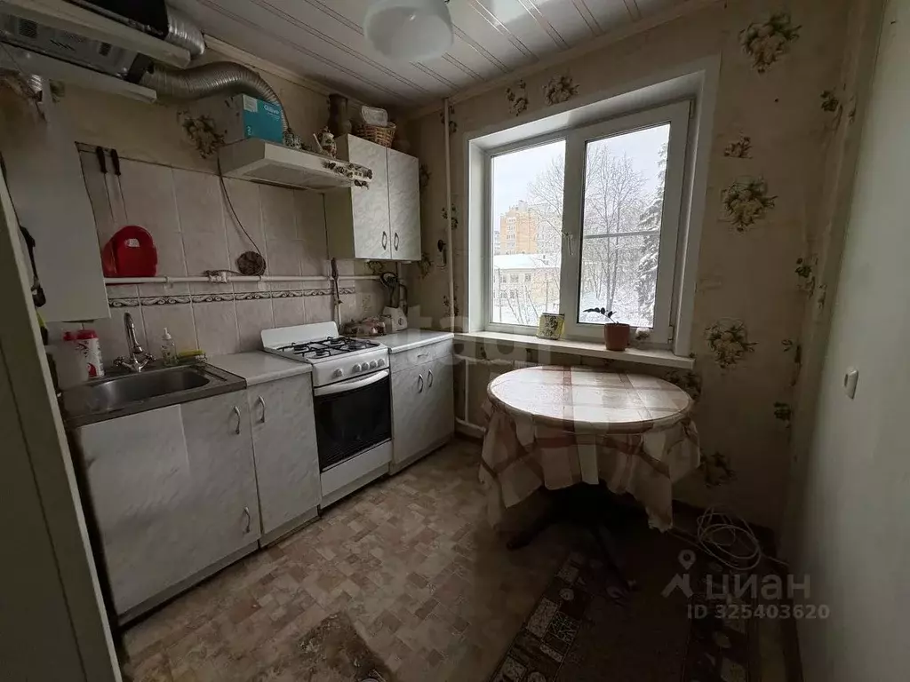 3-к кв. Калужская область, Калуга ул. Степана Разина, 67 (49.9 м) - Фото 1