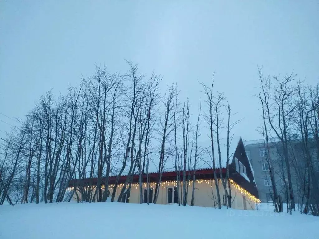 Дом в Мурманская область, Кировск ул. Кирова, 10 (280 м) - Фото 2