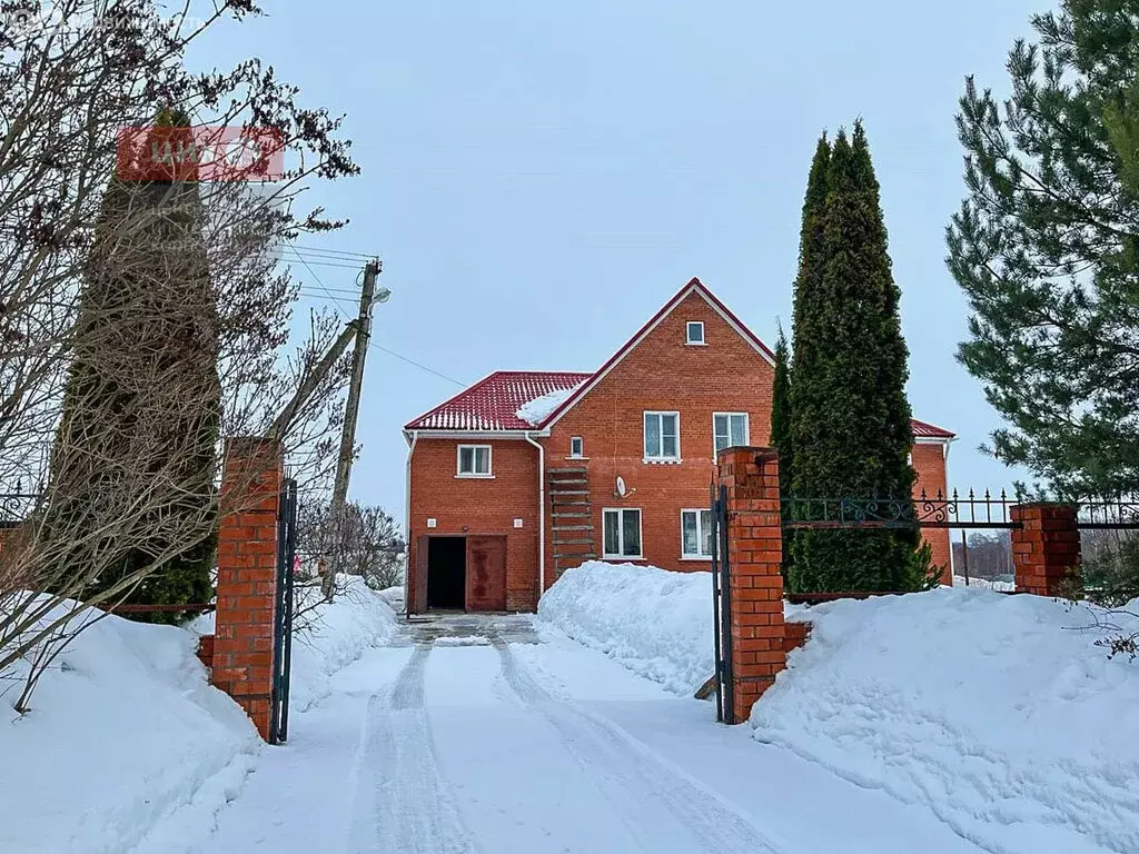 Дом в село Истье, Мострансгазовская улица, 52 (330.8 м) - Фото 1