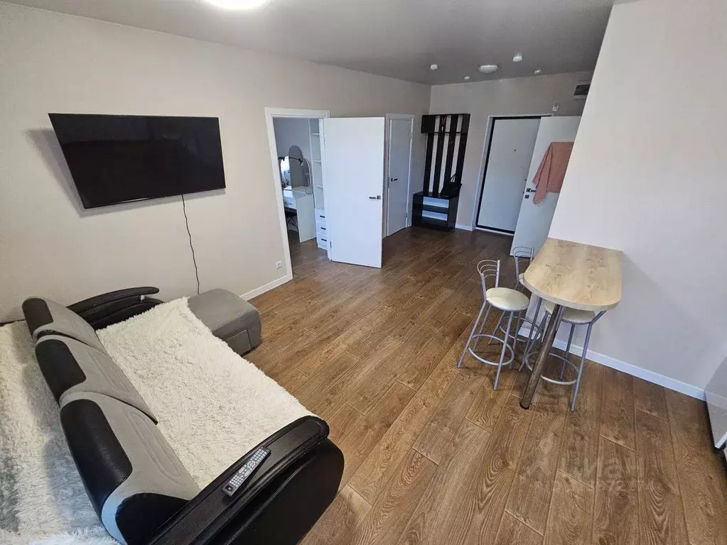 2-к кв. Приморский край, Владивосток ул. Майора Филипова, 11к2 (50.0 ... - Фото 2