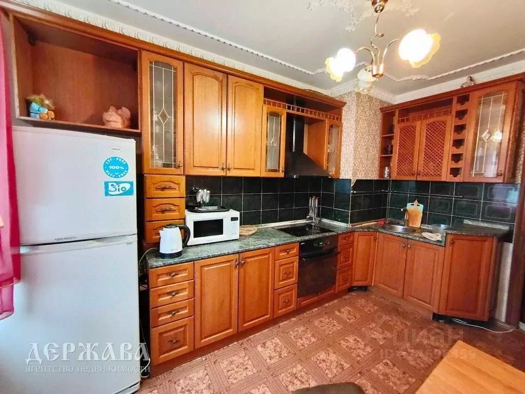 4-к кв. Белгородская область, Старый Оскол Олимпийский мкр, 7 (70.0 м) - Фото 1