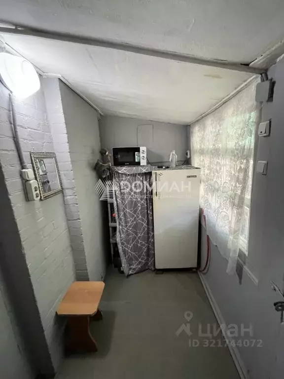 Дом в Ростовская область, Новочеркасск ул. Фрунзе, 137 (50 м) - Фото 2