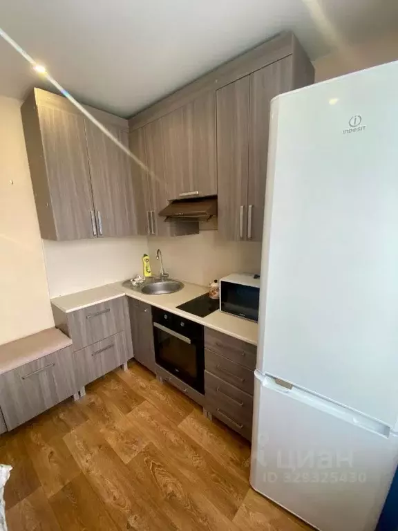 1-к кв. Псковская область, Псков ул. Труда, 73 (34.8 м) - Фото 2