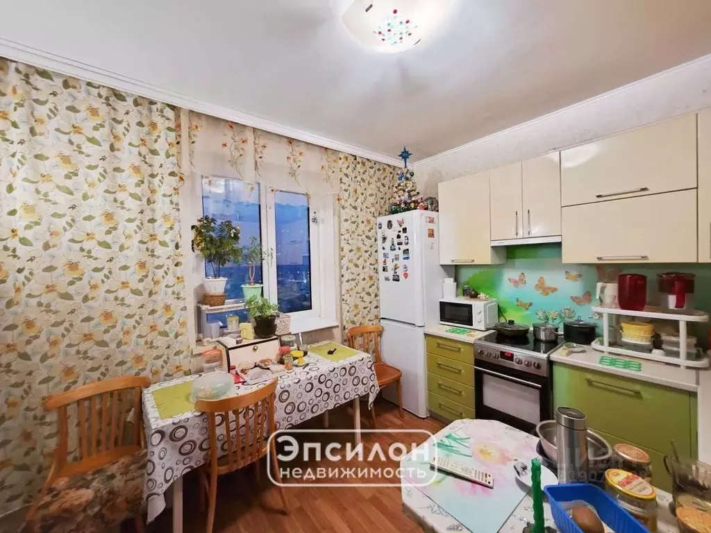 3-к кв. Курская область, Курск просп. Анатолия Дериглазова, 13 (84.83 ... - Фото 1