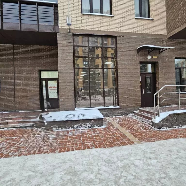 Помещение свободного назначения в Ленинградская область, Мурино ... - Фото 1