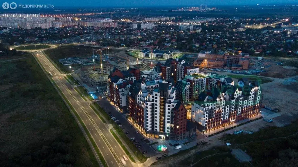 2-комнатная квартира: Калининград, улица Молодой Гвардии, 34 (96.7 м) - Фото 1