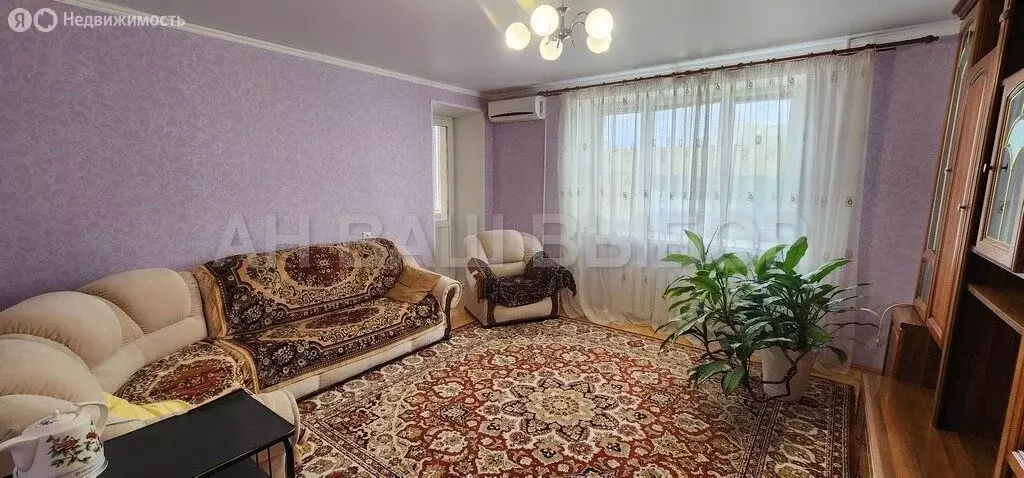 4-комнатная квартира: Тюмень, улица Московский Тракт, 135 (100.2 м) - Фото 1