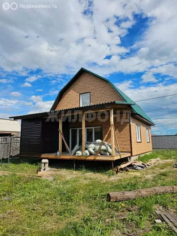 Дом в Усть-Абаканский район, деревня Чапаево, Московская улица (102 м) - Фото 0